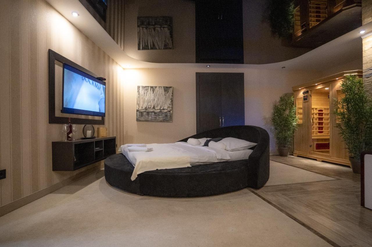 Madison Inn Suites - Wilson'S Square Belgrado Buitenkant foto